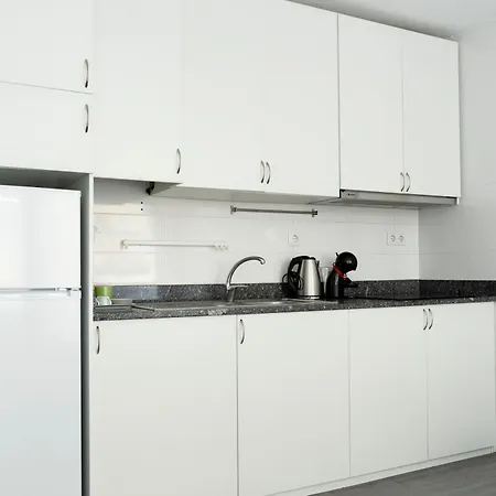 Apartment Almada Downtown 101 *