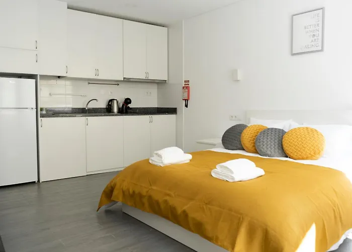Almada Downtown 101 Apartment Porto